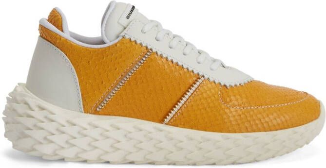 Giuseppe Zanotti Urchin sneakers met slangenleer-effect Geel