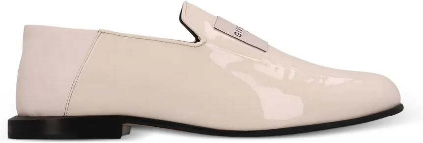 Givenchy Loafers met logo-label Beige