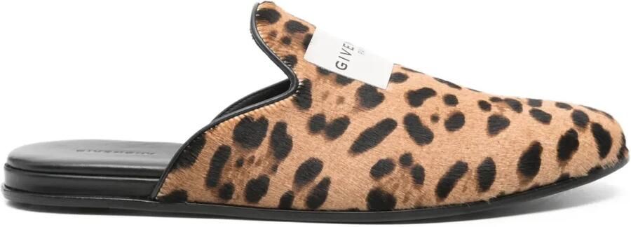 Givenchy Loafers met luipaardprint Beige
