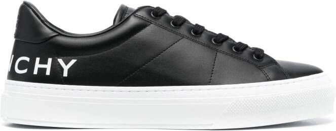 Givenchy Sneakers met logoprint Zwart