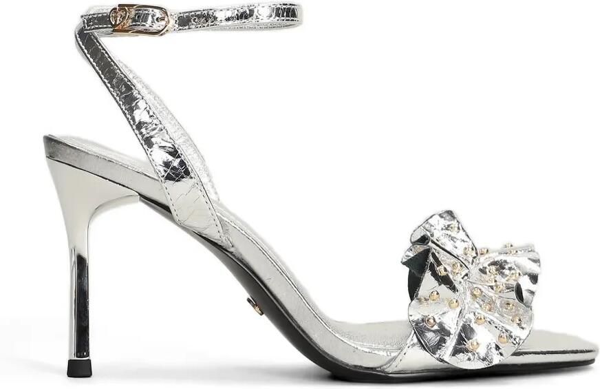 Gold & Rouge Layna sandalen met ruches en studs Zilver