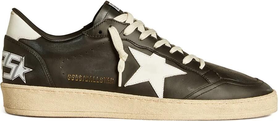 Golden Goose Ball Star sneakers van zwart nappaleer met witte leren ster en hiellus