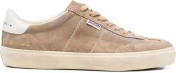 Golden Goose Soul Star suède sneakers met wit leren hielstuk en tong Beige