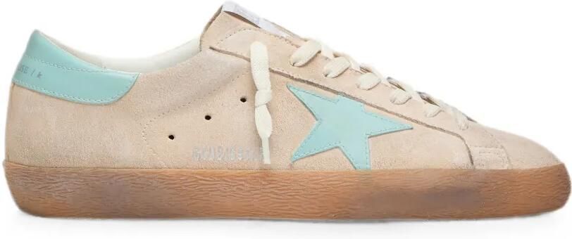 Golden Goose Super-Star beige suède sneakers met aqua-groene ster