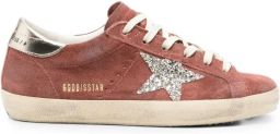 Golden Goose Super-Star LTD suède sneakers met zilveren ster en leren hiellus Rood