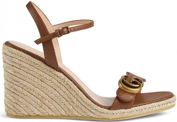 Gucci Aitana sandalen met sleehak Bruin - Schoenen.nl