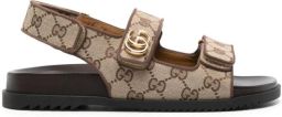 Gucci GG Supreme canvas sandalen Bruin