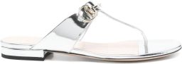 Gucci Horsebit sandalen met klep Zilver