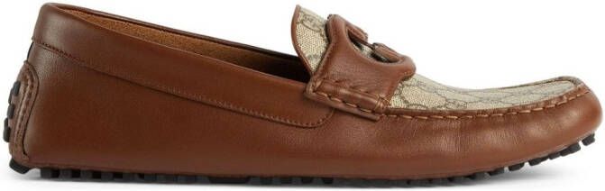 Gucci Leren loafers met GG-logo Bruin