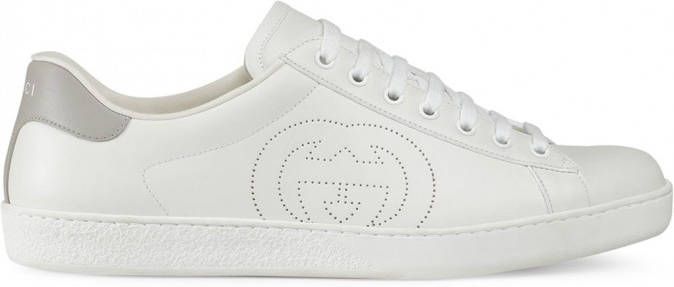 Gucci Sneakers met geperforeerd logo Wit - Schoenen.nl