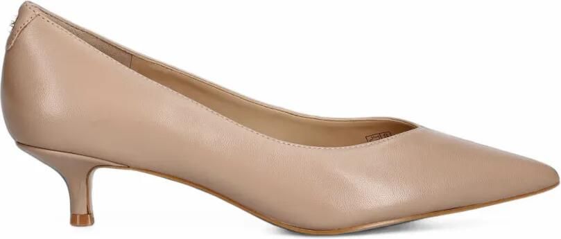 GUESS USA logo-plaque pointed-toe pumps Beige