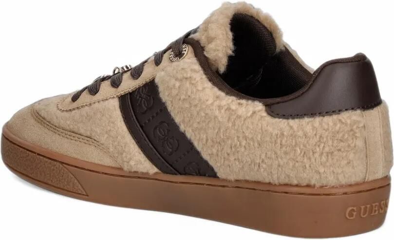GUESS USA Naoki lammy sneakers verfraaid met bedel Beige