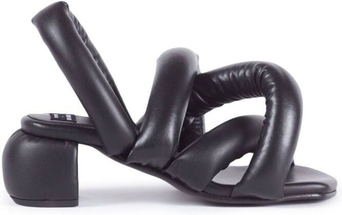 Henrik Vibskov Sausage sandalen met gekruiste bandjes Zwart