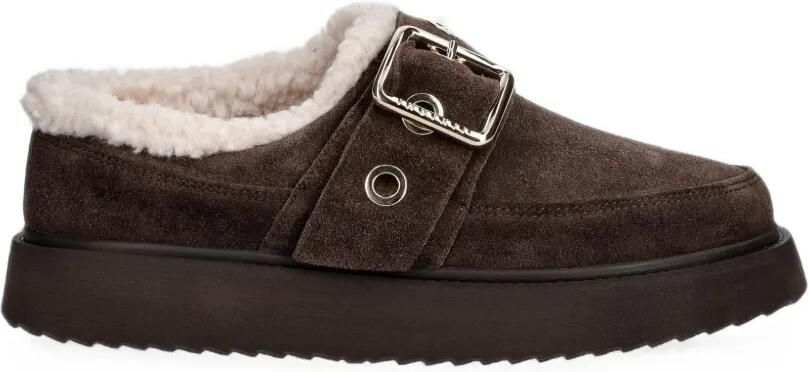 Inuikii Slippers met lammy voering en gespsluiting Bruin