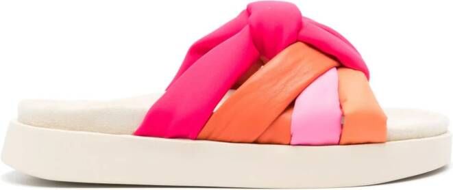 Inuikii Slippers met colourblocking bandjes Roze