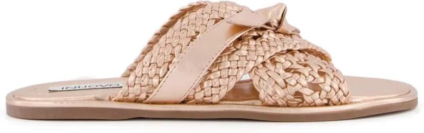 INUOVO Gevlochten sandalen Roze