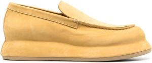 Jacquemus Bricciola suède loafers Geel