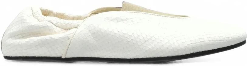 Jacquemus The Ballets ballerina's Wit