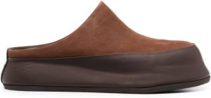 Jacquemus Tweekleurige muiltjes Bruin
