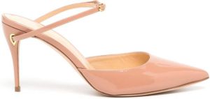 Jennifer Chamandi Giuseppe pumps van lakleer Beige