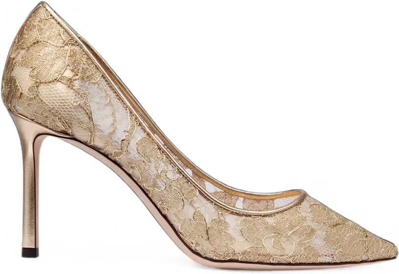 Jimmy Choo Romy pumps met bloemenkant Beige
