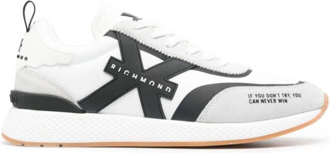 John Richmond Sneakers met logo-reliëf Wit