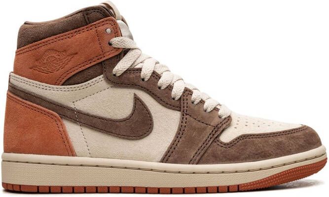 Jordan Air 1 High OG "Dusted Clay" sneakers Beige