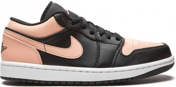 Jordan "Air 1 Low Crimson Tint sneakers" Zwart