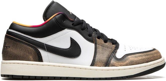 Jordan Air 1 Low 'Wear-Away' sneakers Zwart