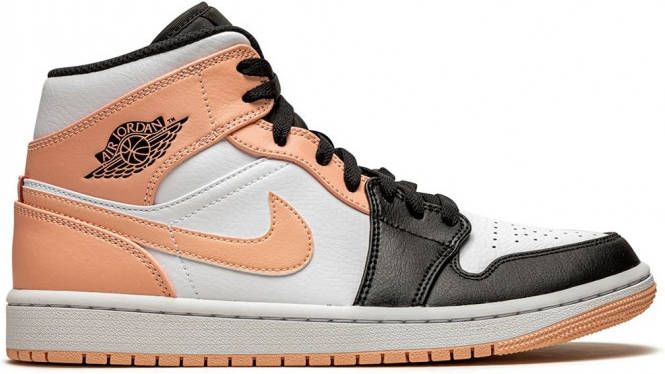 Jordan "Air 1 Mid Crimson Tint sneakers" Zwart