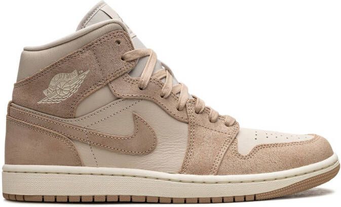 Jordan Air 1 Mid SE "Legend Light Brown" sneakers Beige