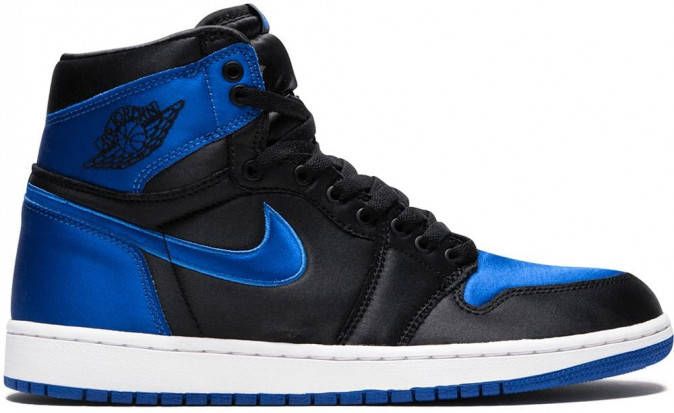 jordans blauw zwart