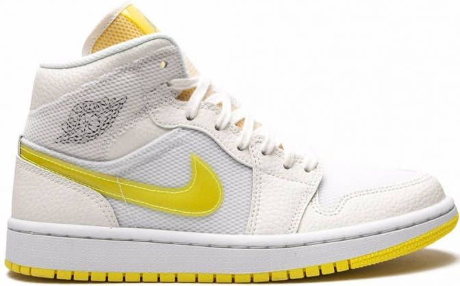Jordan "Air 1 Voltage Yellow sneakers" Wit