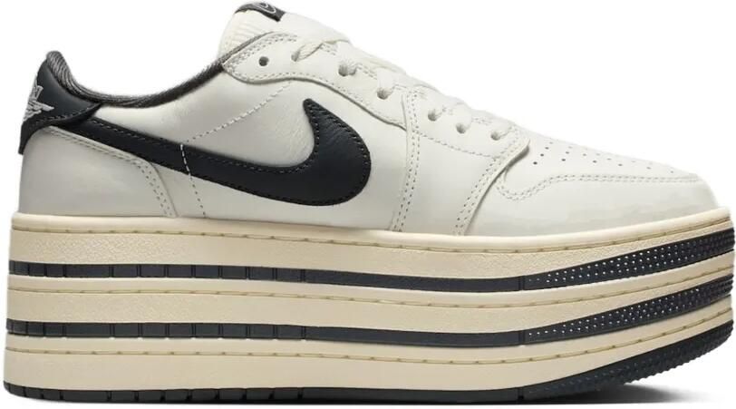 Jordan 1 Low Triple Stack sneakers Beige