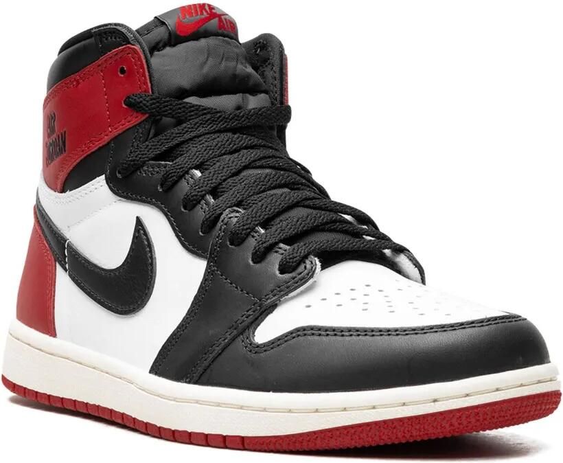 Jordan Air 1 High OG "Black Toe Reimagined" sneakers Rood - Foto 2