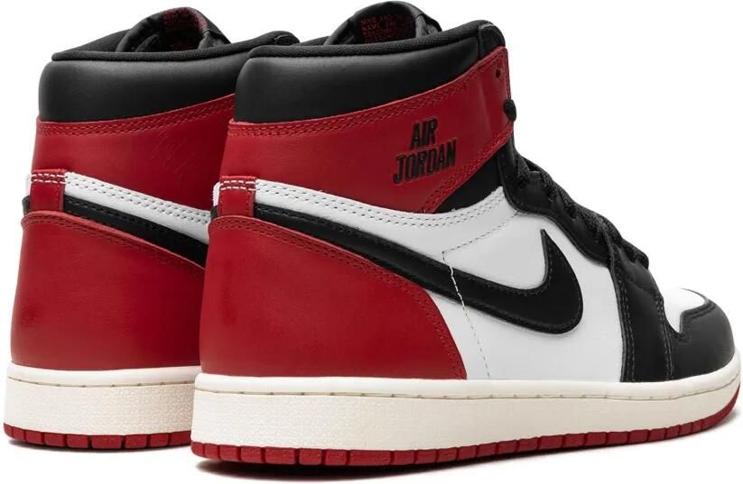 Jordan Air 1 High OG "Black Toe Reimagined" sneakers Rood - Foto 3