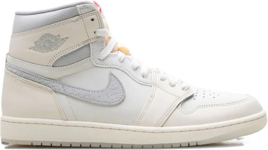 Jordan Air 1 high-top sneakers Beige