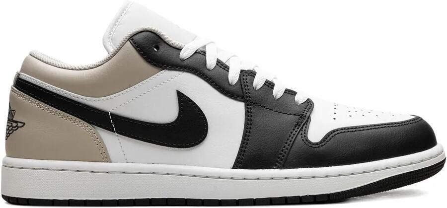 Jordan Air 1 Low "Summit White Rattan" sneakers Zwart
