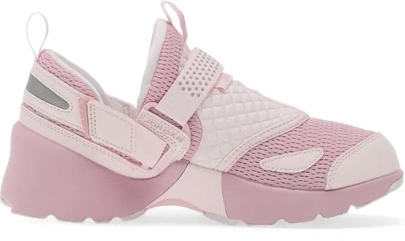 Jordan Trunner LX sneakers met klittenband Roze