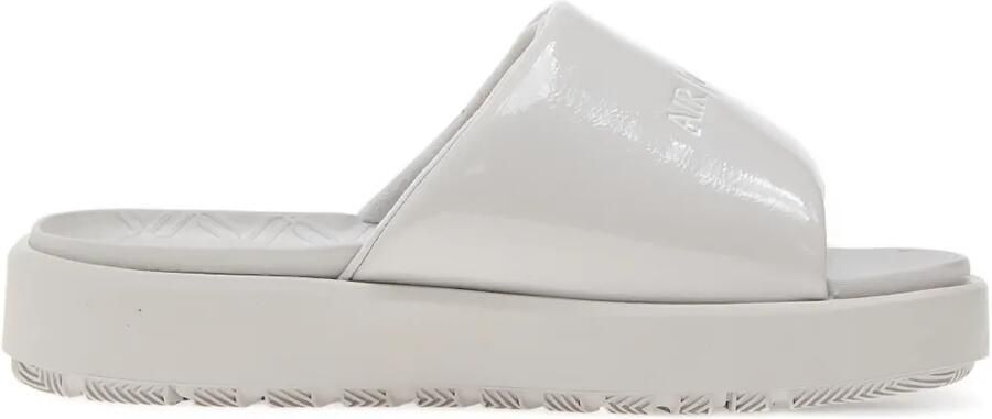 Jordan x Nike Sophia slippers met plateauzool Wit