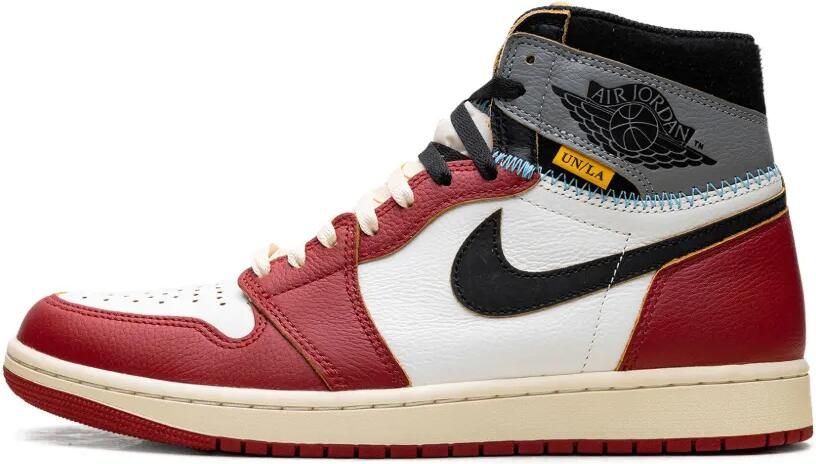 Jordan x Union LA Air 1 Retro High OG "Chicago Varsity Red Black Sail Shadow Grey Muslin" sneakers Wit - Foto 4