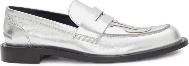 JW Anderson Loafers met logopatch Zilver