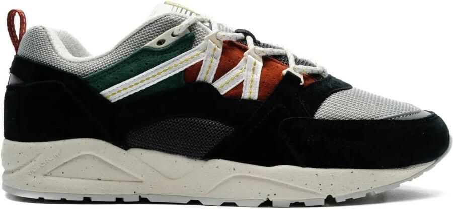Karhu Fusion 2.0 "Jet Black" sneakers Zwart