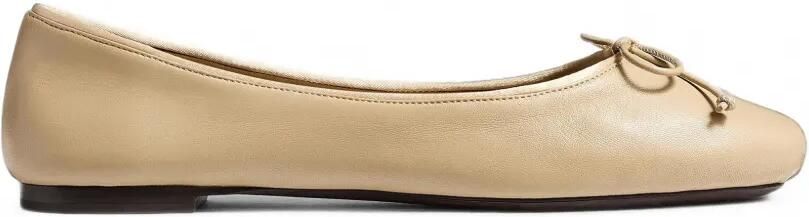 KHAITE Ballerina's met strikdetail Beige