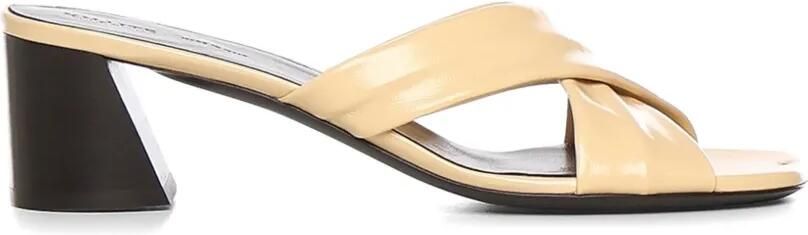 KHAITE Sandalen met gekruiste bandjes Beige