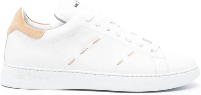 Kiton Leren sneakers met stiksel Wit