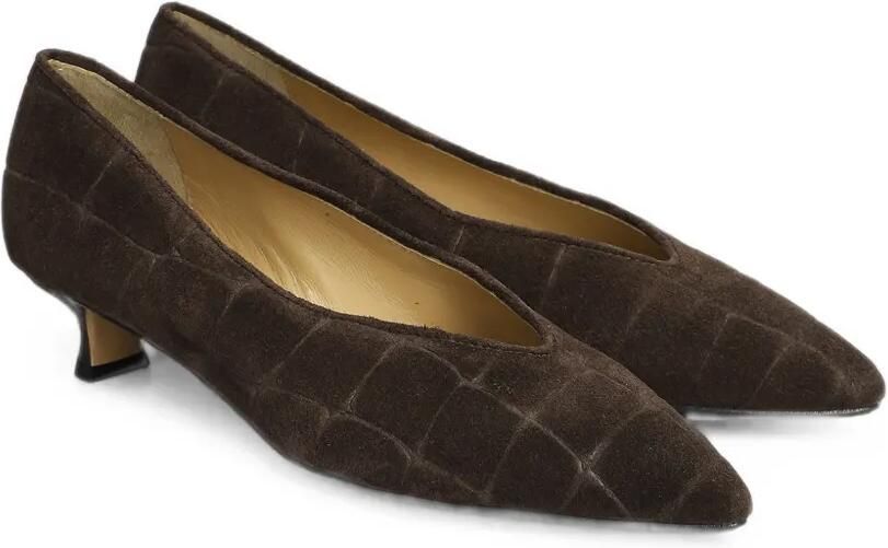 L Arianna Suède pumps met krokodillen-reliëf Bruin