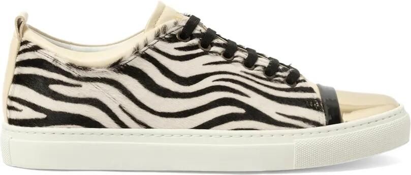 Lanvin Sneakers met metallic neus en zebraprint Beige
