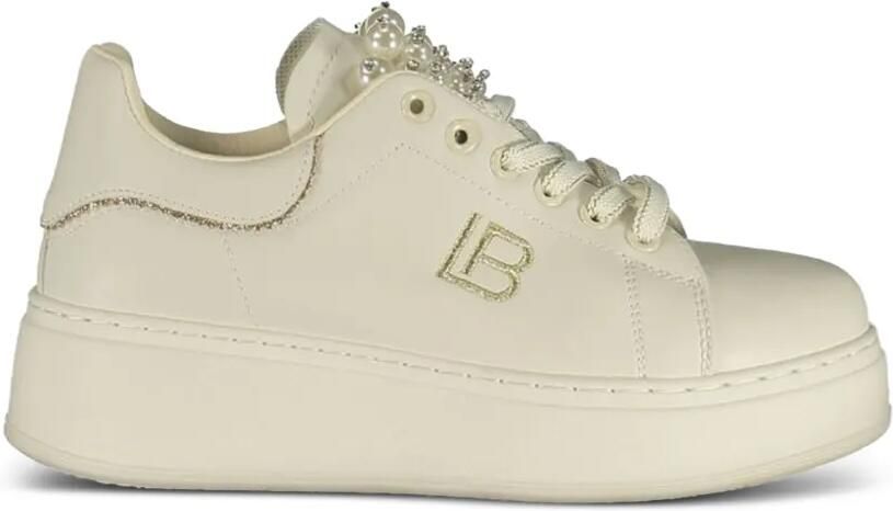Laura Biagiotti faux-pearl embellished sneakers Beige - Foto 2