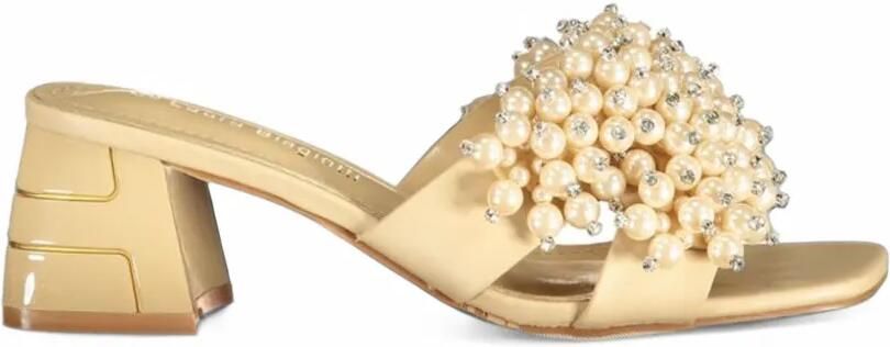 Laura Biagiotti Sandalen verfraaid met imitatieparels Beige